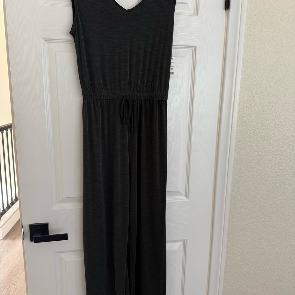 Elegant Black Sleeveless Jumpsuit